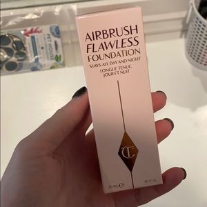 New Airbrush Flawless Foundation Charlotte Tilbury